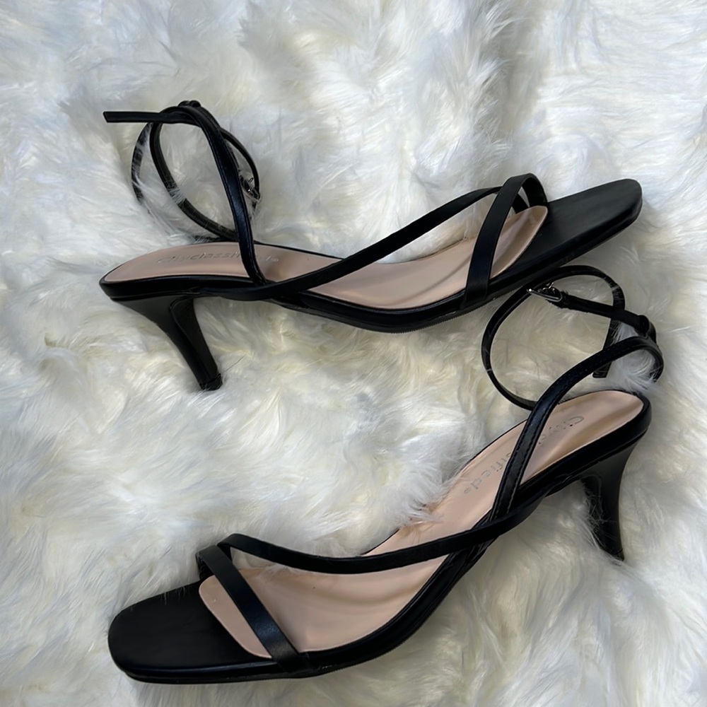 Miss Lola Black Strappy Heels